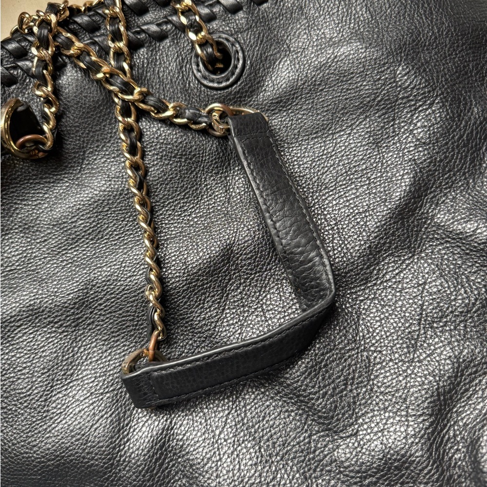 Tory Burch Black Leather Marion Shoulder Bag - Picture 9 of 10